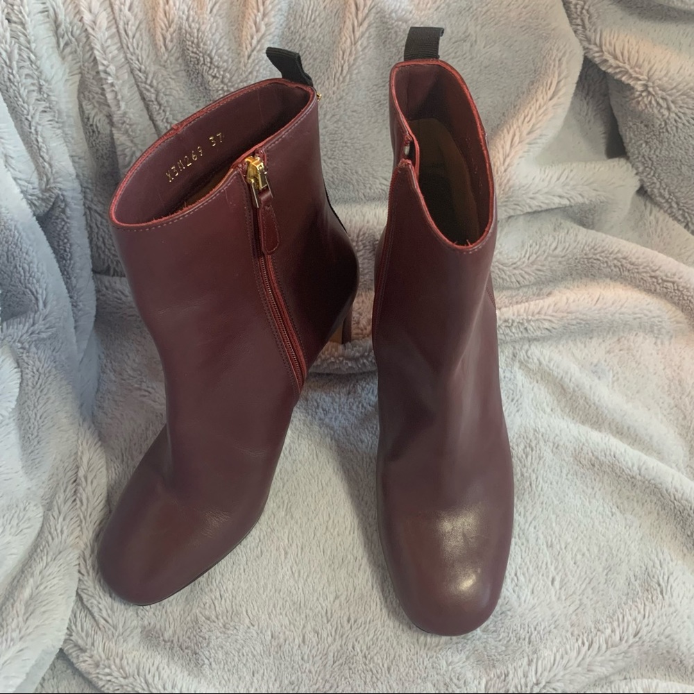 🆕authentic Armani ankle boots sz7